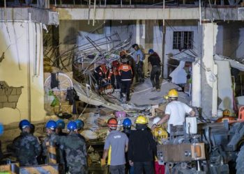 Cel putin 11 persoane si-au pierdut viata in urma cutremurului din Filipine