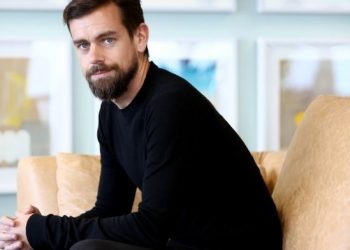 CEO-ul Twitter are un stil de viata iesit din comun. Jack Dorsey face bai cu gheata si nu mananca in weekend