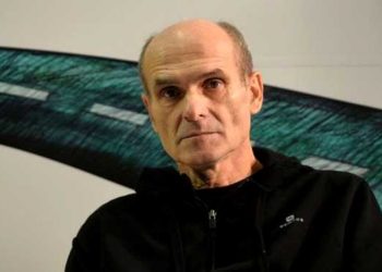 Cristian Tudor Popescu: „Ce facea doamna Dancila, in aceasta situatie informala? Yes yes, he he!”