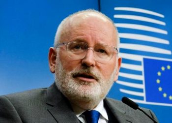 Frans Timmermans: „Nu este prea tarziu, puteti repara asta!”