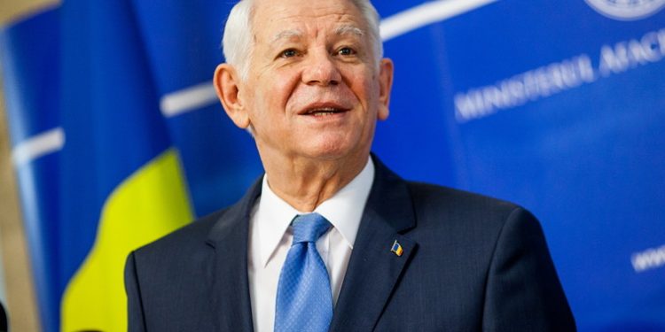 Teodor Melescanu: „In cazul in care doamna prim-ministru are ceva sa-mi reproseze, vom avea o discutie deschisa”