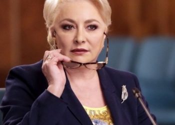 Viorica Dancila si-a deschis cont de Facebook. Premierul isi doreste sa comunice cu cetatenii