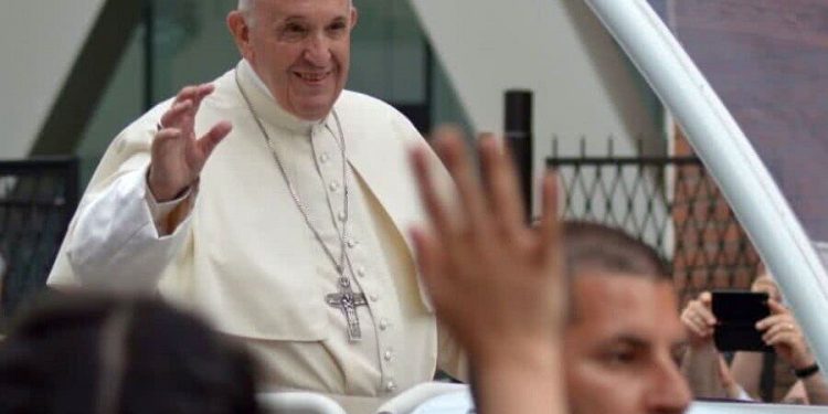 Papa Francisc, mesaj emotionant dupa vizita in Romania