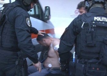 Marcel Lepa era pregatit sa apese din nou pe tragaci. Ii astepta pe politisti sub plapuma, cu mana pe pistol