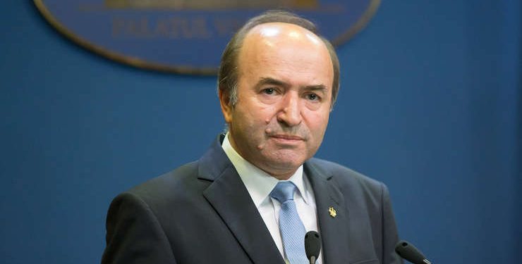 Tudorel Toader a postat pe Facebook lista cu greselile facute de PSD in justitie