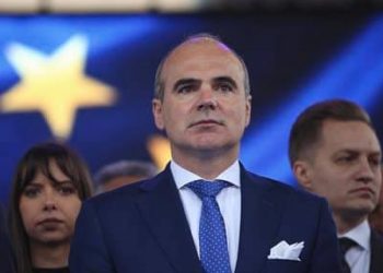 Rares Bogdan: „Am luat decizia, in trei, sa nu mai furnizam date din sondaje nici publicului si nici macar partidului”