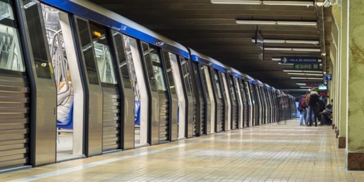 Ar putea urma o greva la metrou din cauza nemultumirii angajatilor Uzinei de Reparatii