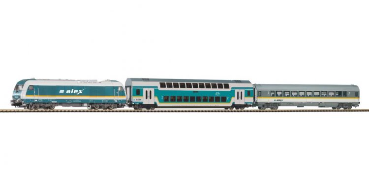 Pentru o gradina de poveste: machete feroviare si trenulete electrice in miniatura