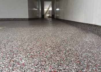 Decorati in stiluri impresionante cu pardoselile decorative. Alege intotdeauna materialele potrivite