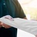 Pungi de curierat impermeabile: De ce sunt esențiale pentru protejarea coletelor